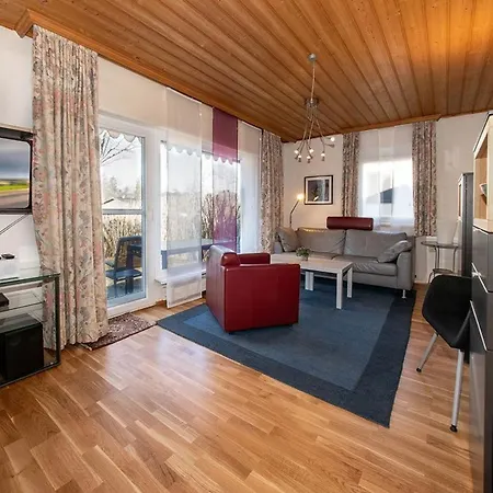 Gemuetliches Mit Grosser Suedwest-terrasse Vakantiehuis *