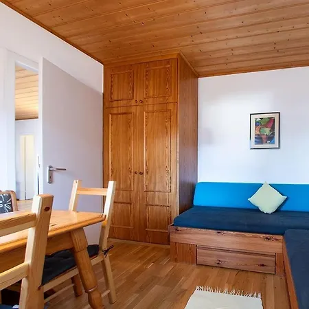 Vakantiehuis Gemuetliches Mit Grosser Suedwest-terrasse